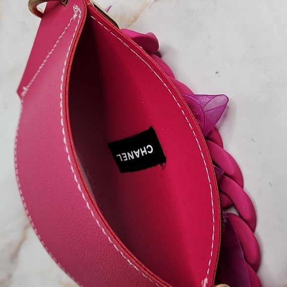 Coffee Sleeve authentic Chanel logo - Picture 5 of 8